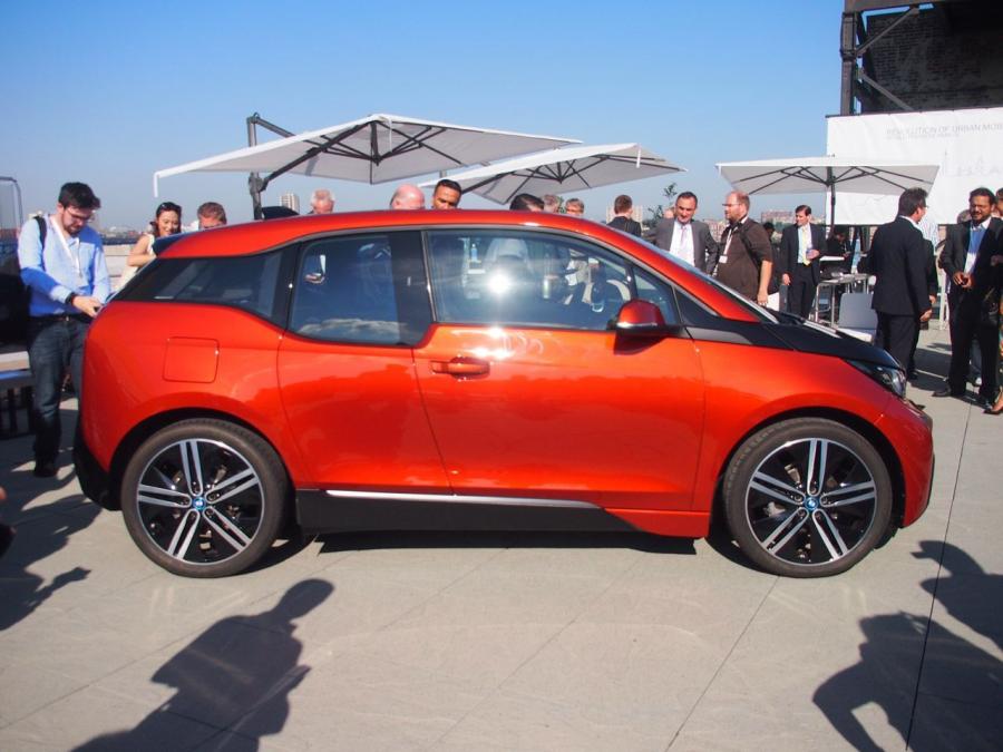  BMW i3 2014 года  (фото 84 из 240)